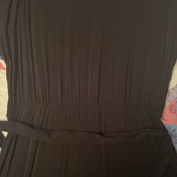 H&M long black shirt dress with tie belt - Picture 15 of 15